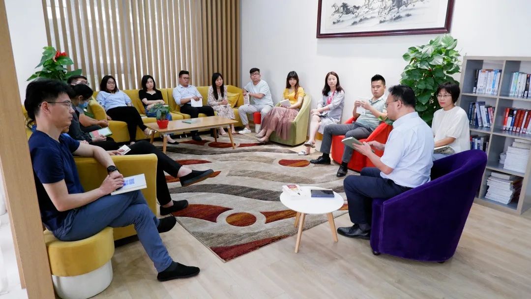 感受文字之美，共享閱讀之樂 | 寶開與燎申智城共同舉辦成長專場讀書活動