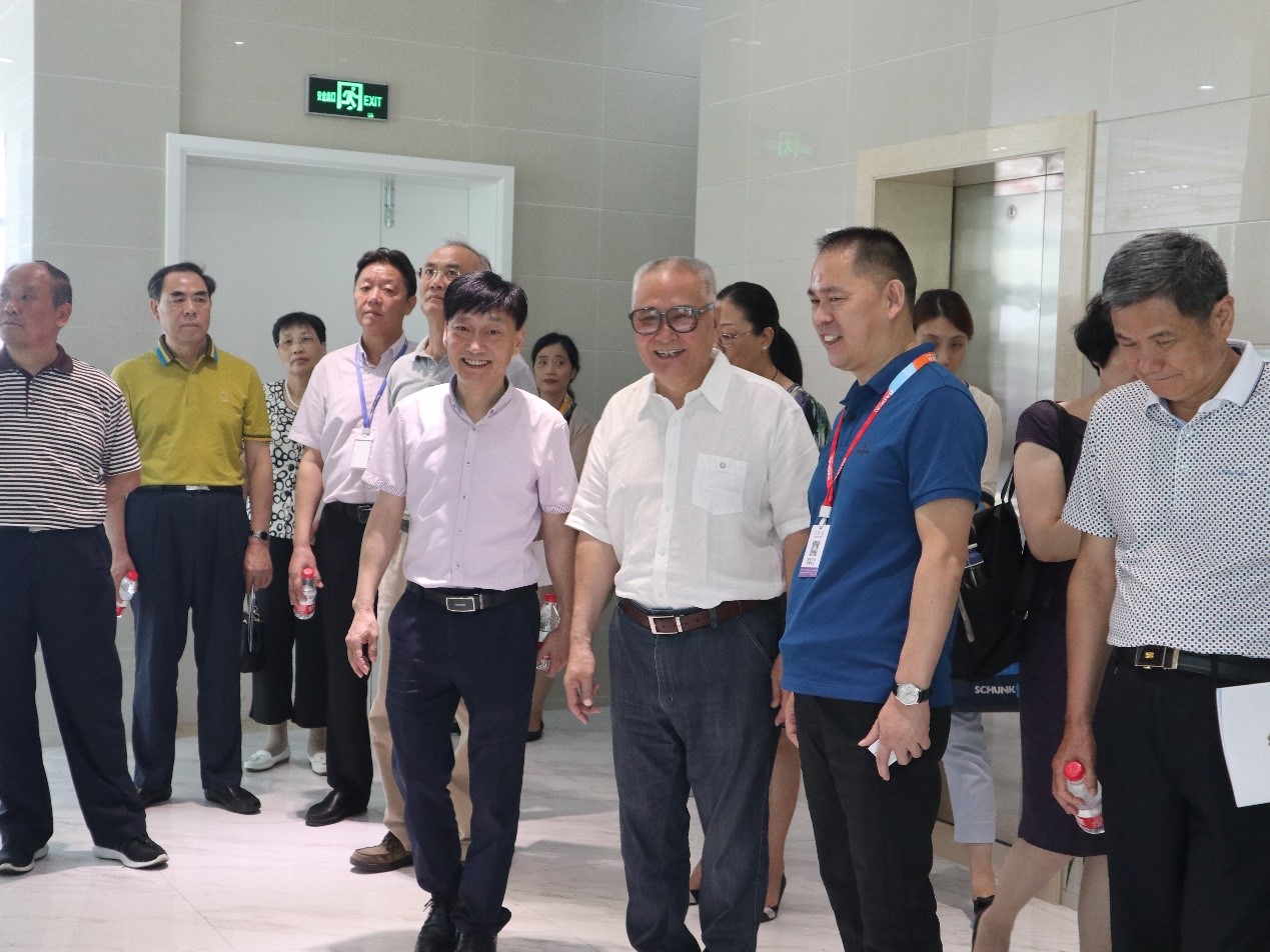 新聞 | 無錫市原政協(xié)領導、吳涇鎮(zhèn)黨委領導一行蒞臨寶開參觀考察