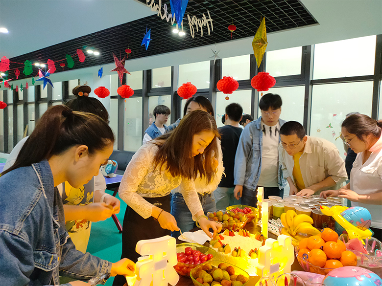 員工集體生日會｜溫馨五月，感恩有你，攜手同行