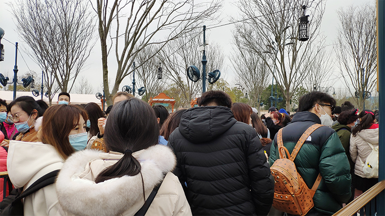 Happy Women’s Day | 歡度三八節(jié)，我們相約上海迪士尼樂(lè)園